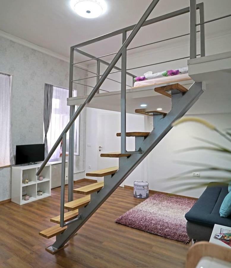 Worosmarty Studio - Budapest Center Apartment Luaran gambar