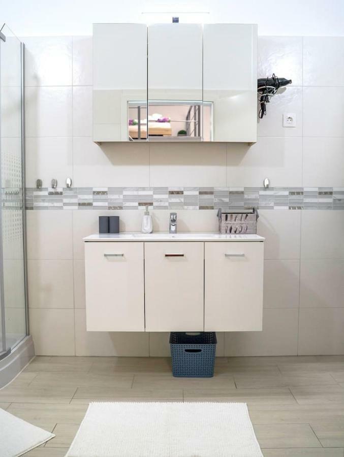 Worosmarty Studio - Budapest Center Apartment Luaran gambar